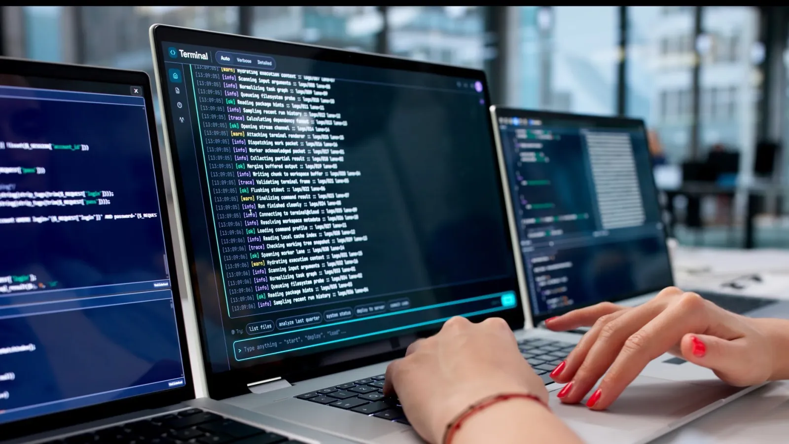 Warp : le terminal boosté à l'IA qui va (enfin) réconcilier les devs avec la ligne de commande